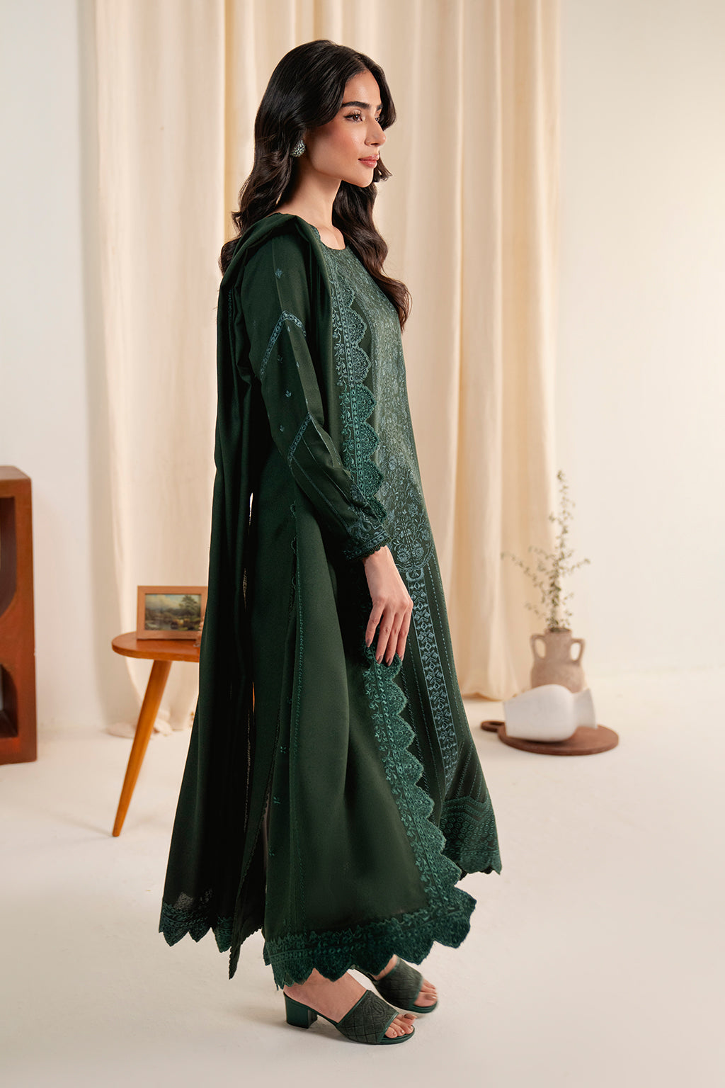 Emerald Drape