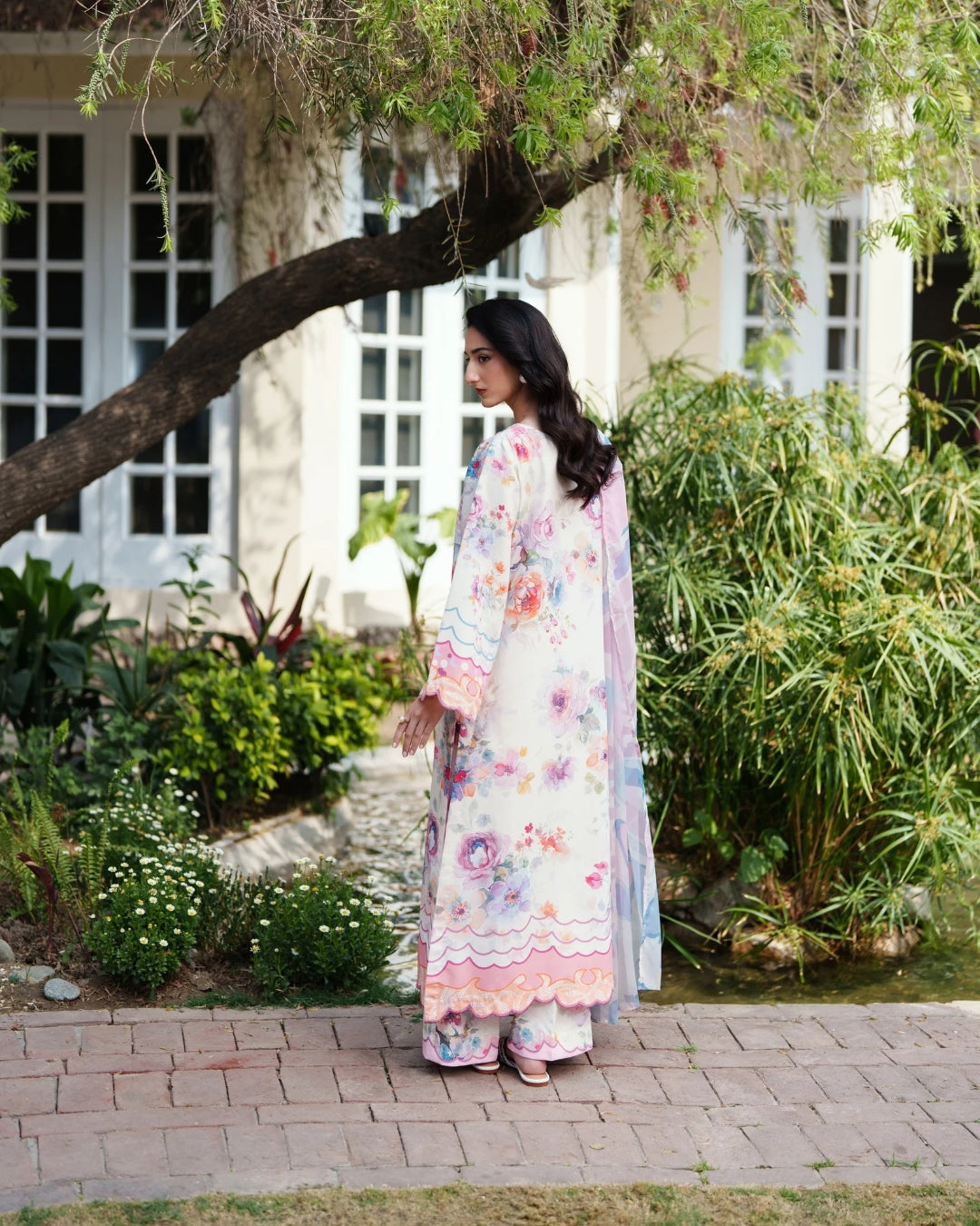 Blush Botanica